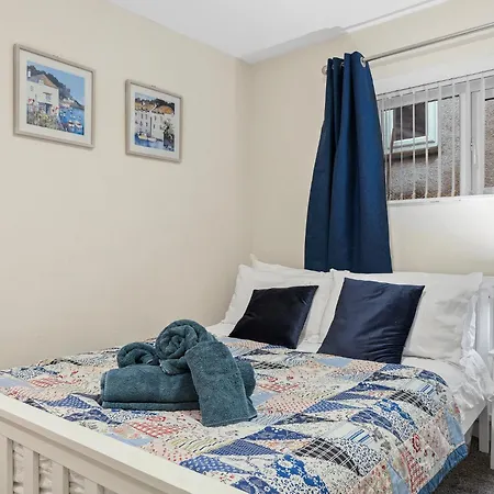 Contractor-friendly 3-bed In Prime Location - Pass The Keys Ulverston