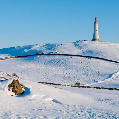 Contractor-friendly 3-bed In Prime Location - Pass The Keys Σπίτι διακοπών